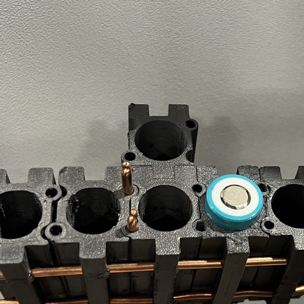 Battery Pack with Integrated Heat Pipes